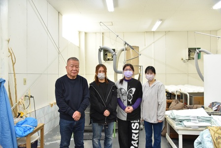 《暖色系》羽毛掛ふとん ホワイトマザーグースダウン93% フェザー7% 充填量 1.3kgシングルサイズ 厳選された上質なホワイトマザーグースダウン93％