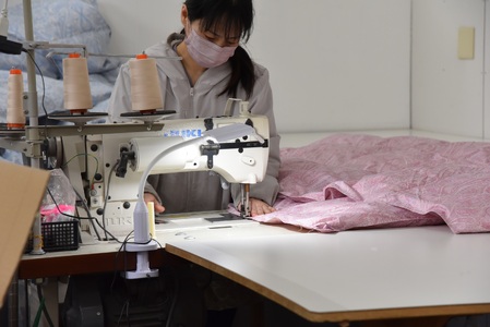 羽毛掛ふとん ホワイトダックダウン93% フェザー7% 充填量 1.4kg(寒色系)日本製 ダウンパワー400dp以上 シングルサイズ