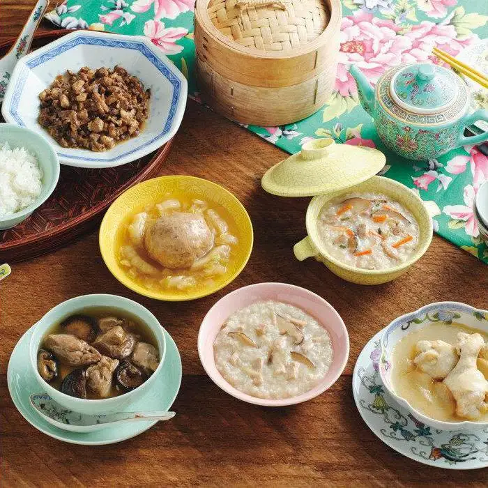 【3年保存】【4セット】 長期保存食 イザメシ 台湾料理 6品入 惣菜 非常食 保存食 備蓄食 防災 防災用品 パウチ 備蓄 食品 災害食 防災用