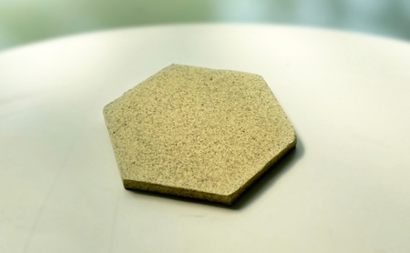 プレート Hexa Plate 正六角形 皮 搾りかす コーヒーかす みかん皮 にんじん皮 えごま搾りかす たまねぎ皮 小物 飾り台 アロマストーンディフューザー 土台 茅ヶ崎市 神奈川県 えごま搾りかす