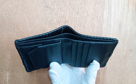 ☆世界にたった一つ☆　ふくろうの二つ折り財布　☆グリーン☆ 財布 お財布 二つ折り