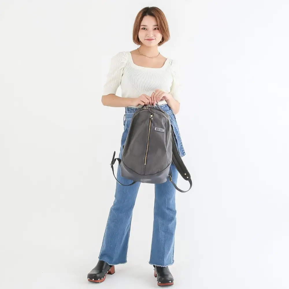 豊岡鞄　TUTUMU egg pack　(S5000　24-151)グレー