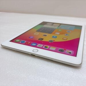 iPad 第6世代 Wi-Fiモデル シルバー iPad【32GB】【中古】
