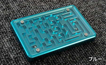 迷路 Z06 MAZE −迷路− おもちゃ 玩具 迷路ゲーム 昔ながら 金属 重厚感 美しい 幾何学模様 町工場 精密機械 お土産 大田区 東京都 迷路 Z06 MAZE −迷路− おもちゃ 玩具 迷路ゲーム 金属 重厚感 美しい 幾何学模様 町工場 精密機械 大田区 東京都　ガンメタリック