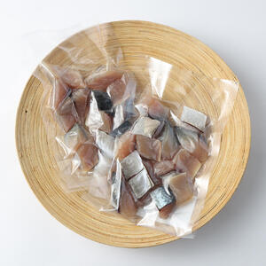 清水さばのカット干物（一口サイズ）140g×2パック サバ お弁当 おかず おつまみ 干物 ブランドゴマサバ 切り身 骨なし 鯖 さば サバ 魚 魚介類 冷凍食品 惣菜 海鮮 高知県 土佐清水市【R01781】