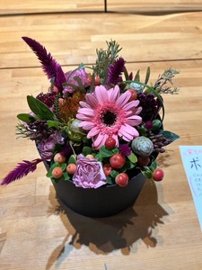 フラワーアレンジの定期便（ギフトにも）花産地伊那から全国へ　12か月【230-01】　