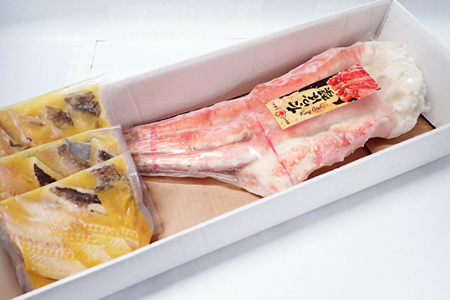 根室海鮮市場＜直送＞ボイルたらばがに脚約1.8～2kg×1肩、銀だら西京漬け4切×3P D-28061