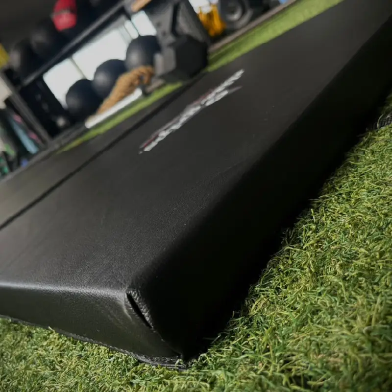 トレーニング4折マット〈高反発EPE素材を採用した5cm厚手マット〉