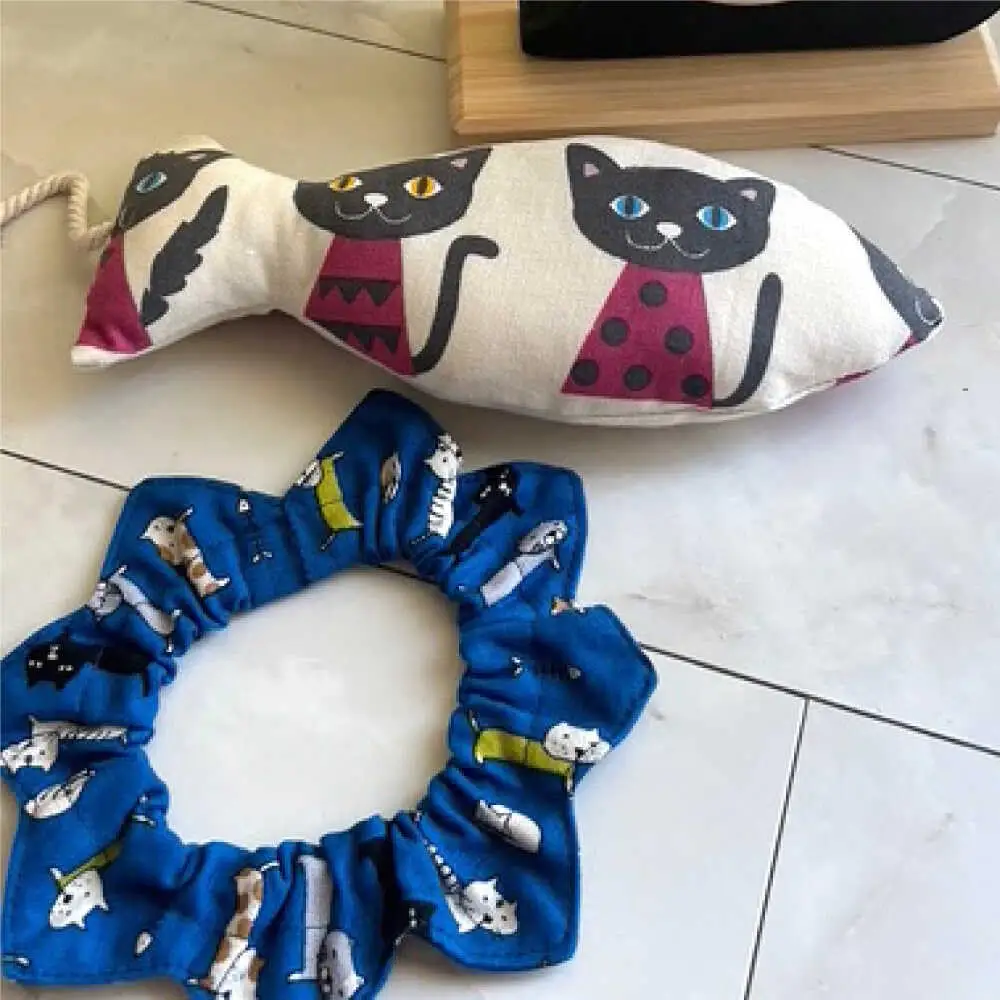 ねこ雑貨セット ねこ用首輪（シュシュタイプ）＆ねこのおもちゃ（魚型けりけり）WithCat[AOEI001] 