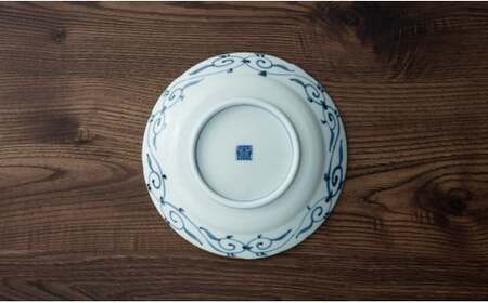 有田焼 渕錆藍椿縁紋様図 21cm 皿 ～華一園シリーズ～【西山錦華堂】食器 器 うつわ 皿 プレート 牡丹 手描き 50000円 5万円 fp007