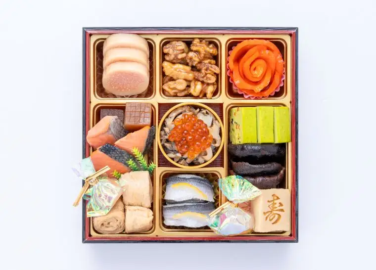 千賀屋謹製 2027年 迎春おせち料理「祝華千」和風三段重 3人前 全41品 冷蔵_12月31日配送【G0175】