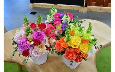 フラワーアレンジの定期便（ギフトにも）花産地伊那から全国へ　6ヶ月｜フラワーアレンジ 伊那 花 ギフト プレゼント はな 華やか 四季 信州 ふるさと納税【120-02】