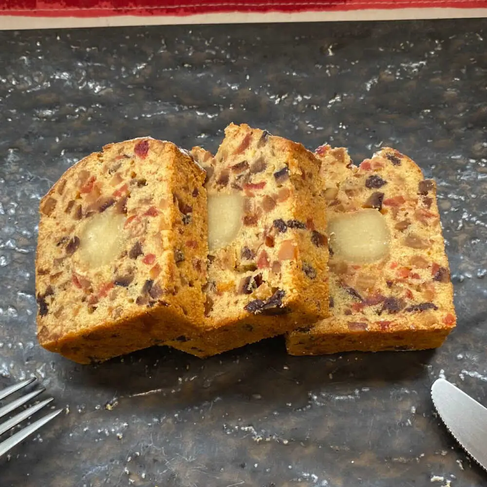 【2026年12月?発送】【ドイツ伝統の味を】 シュトーレン リッチケーキ / 長崎 洋菓子 和菓子 スペイン菓子 / 南島原市 / 吉田菓子店[SCT049]