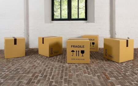 The Box （C） 椅子 イス インテリア オブジェ 置物