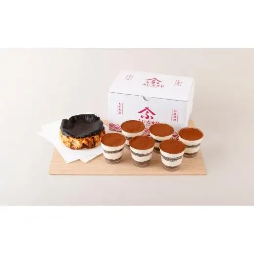 カップティラミスとバスクチーズケーキセット