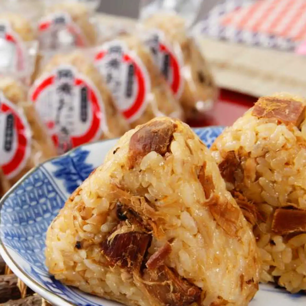 【秘伝のたれ使用】角煮家こじまの角煮まん・角煮めしおにぎりセット 計10個 / 角煮 角煮まんじゅう おにぎり 朝ごはん 簡単 おやつ / 南島原市 / 贅沢宝庫[SDZ046]