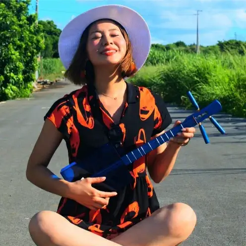 ＜三線工房まちだ屋＞サンレレ 海遊び Sanlele Umi Ashibi【ブルー・ミンサー】