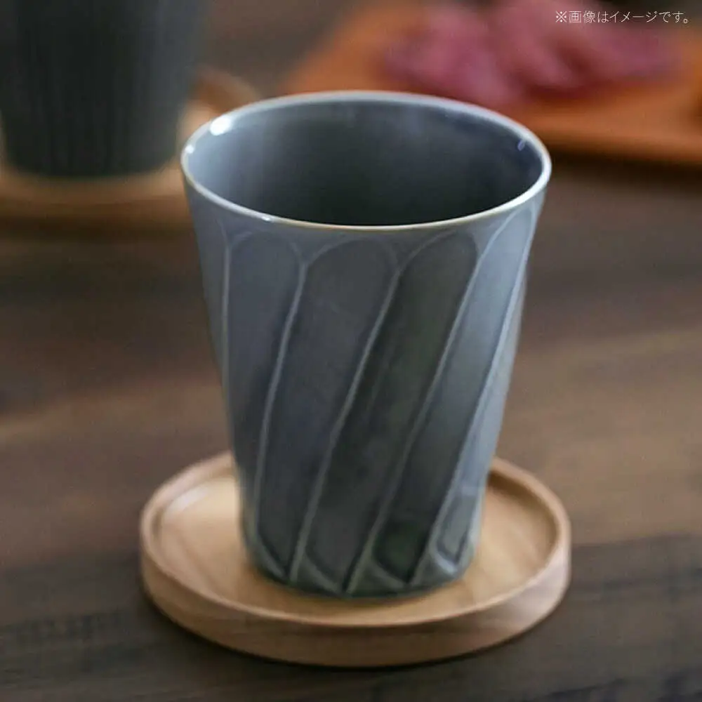 【波佐見焼】彫刻紋 藍墨 ピルスナー〈斜め彫・草林彫〉2点セット 【西海陶器】[OA519]
