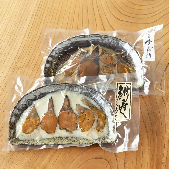 【B-905】総本家喜多品老舗　四〇〇年鮒寿し 二種食べ比べ（飯漬スライスパック・大溝 甘露漬スライスパック） 【高島屋選定品】