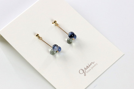3tenピアス 【ブルーmix】ガラスジュエリー Glass Jewelry grain アクセサリー 秋田
