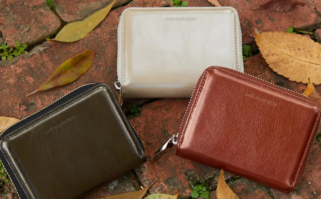 豊岡財布 anti-mode style Shimmer Chic Compact Wallet AW901 / セレニティGY /  コンパクトウォレット 財布 二つ折り 牛革 シンプル サイフ さいふ アンチモード スタイル シマー シック 木和田正昭商店