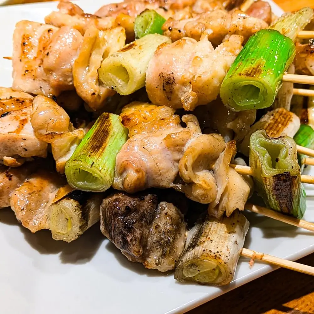 新鮮　淡路どりもも肉　大盛り2000ｇ