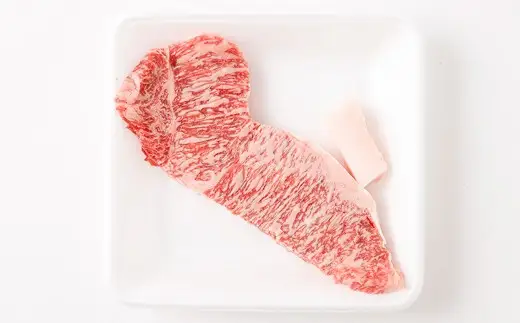 武藤牧場直売店山嘉 サーロインステーキ 約150g×1枚 （計4回） 合計約600g 【冷蔵 定期便4ヶ月】 ／ 牛肉 サーロイン ステーキ 定期便 三重県 桑名市