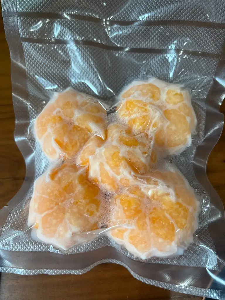 中尾農園の夢みるみかん 凍結みかん3Sサイズ5個入×3袋 【数量限定】 みかん ミカン 蜜柑 柑橘 小玉 凍結みかん フルーツ くだもの 果物 ビタミン豊富 国産 月の引力が見える町 さがみかん 太良みかん 夢みるみかん おいしい 減農薬 濃厚 ギフト 贈答品 贈り物 冷凍 佐賀県 太良町 M110x1