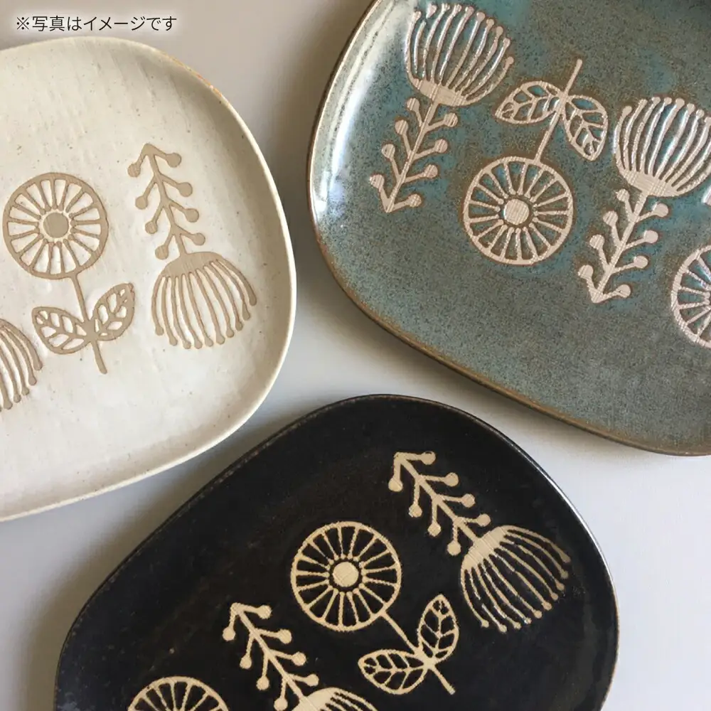 【瀬戸焼】 HANAtoHA ナデ角 大皿 2枚 (白) 【カネ三商店】 / 食器 皿 プレート ギフト / 瀬戸市[BBDD021]