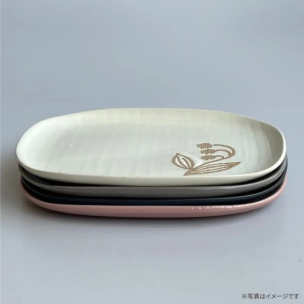 【瀬戸焼】 suzuran 中皿 2枚 (白) 【カネ三商店】 / 食器 皿 プレート ギフト / 瀬戸市[BBDD080]