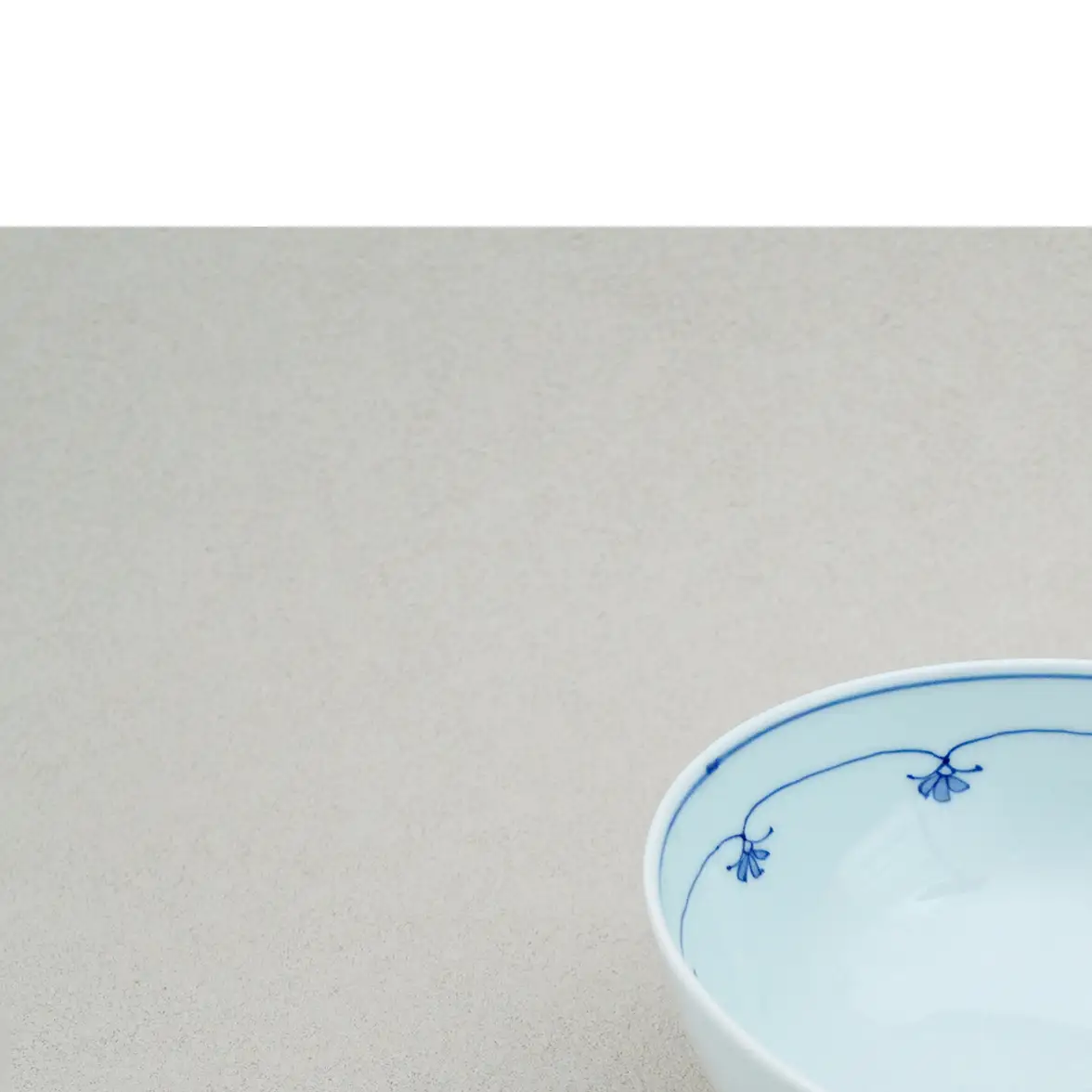 有田焼 港ロマン楕円盛鉢 しん窯・青花  皿 食器 うつわ 器 aj006