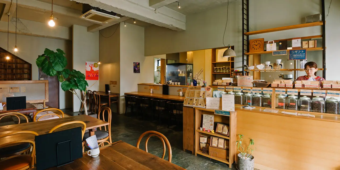 コーヒードリップバッグセット18個入り 三日月堂珈琲 山口県 防府市 A-D70 ドリップバッグ コーヒー セット 詰め合わせ 珈琲 自家焙煎 専門店 18杯分 個包装 贈り物 ギフト 三日月堂