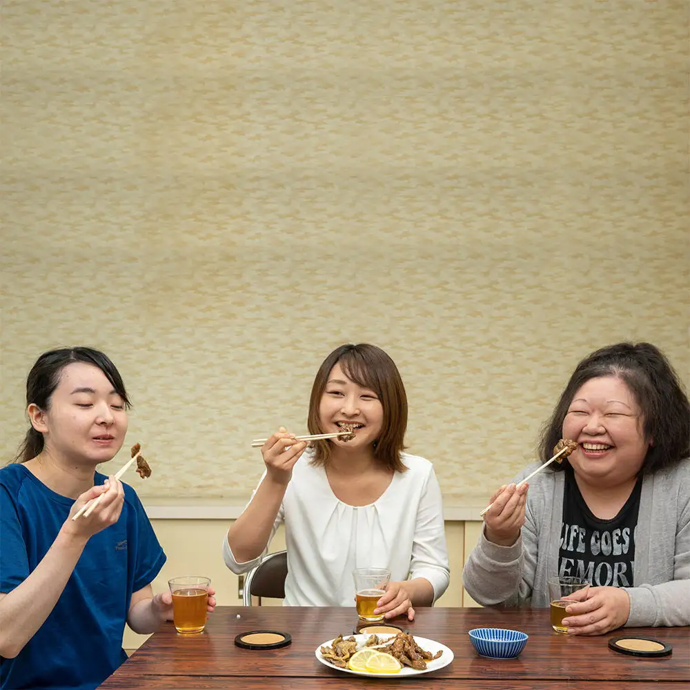 焼鳥セット 東北産親鶏炭火焼 塩味・たれ味セット 200g×計4パック（800g）