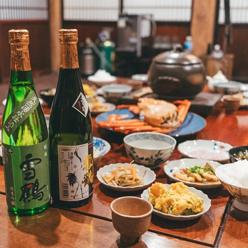 1日1組限定｜“一村貸し”で過ごす 宿屋『堂道』宿泊チケット ２泊３日 【8名】【一村貸し 古民家宿 新潟県糸魚川市 田舎暮らし体験 山間の宿 家族旅行におすすめ 田舎ステイ 里山宿泊体験】
