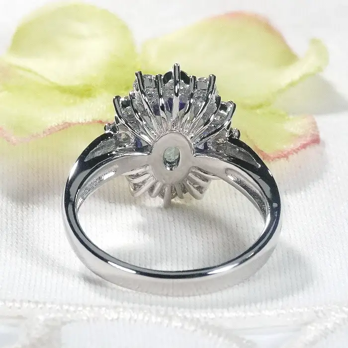 指輪 レディース リング プラチナ PT900 オーバル タンザナイト 約2ct ダイヤモンド0.6ct 取り巻き 誕生石 大粒 アンティーク ジュエリー 山梨県 南アルプス市 【f297-ta-pt】 ALPAZ208