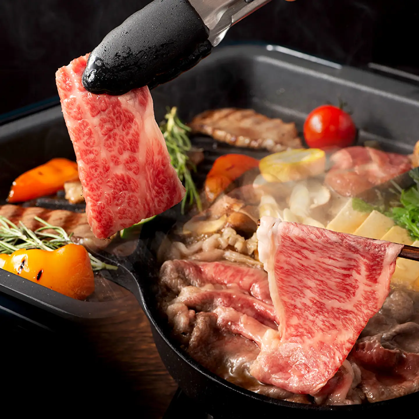 くまもと黒毛和牛【藤彩牛】2種食べ比べ 計約500g（バラ焼肉用・ローススライス）【亀井通産株式会社】[AYBQ093]
