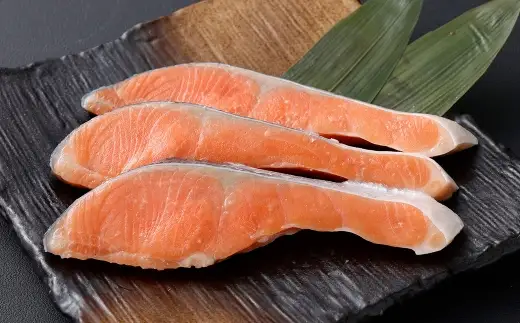銀鮭 定塩切り身 約3.4kg （ 約100g × 34切れ ） 脂 肉厚 朝食 海鮮 魚類 魚 魚介 魚介類 鮭 さけ サケ 冷凍 切身 弁当 夕食