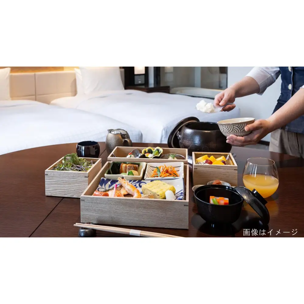 【沖縄かりゆしリゾートＥＸＥＳ那覇（エグゼス那覇）】平休日1泊朝食付 ペア宿泊券《プレミアツイン》
