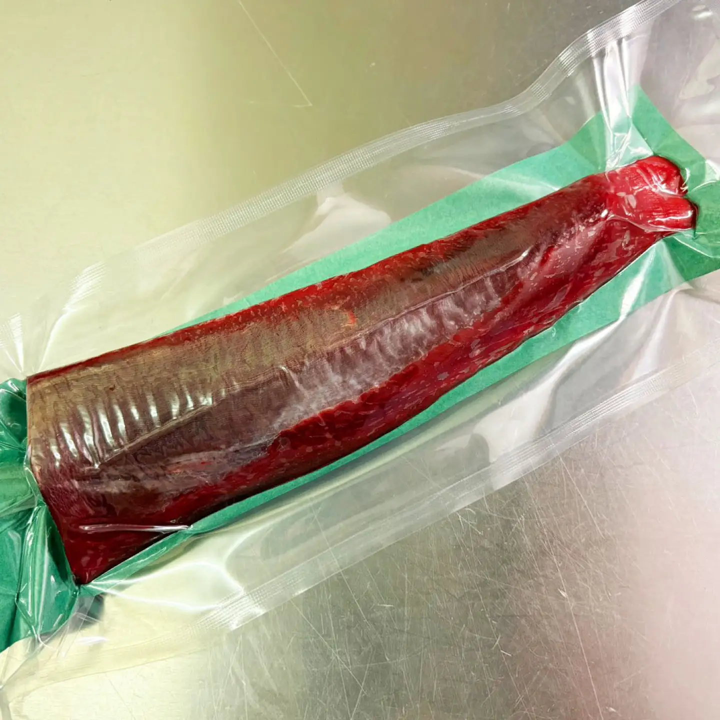 対馬産 天然鹿肉ジャーキー（背ロース）60g 《対馬市》【エムズスタイル】 犬用 シカ肉 ペット イヌ 国産[WCN008]