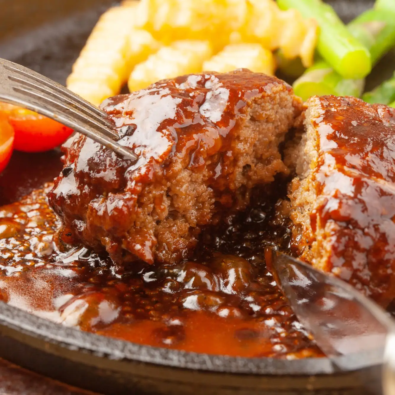お肉屋さんの手ごね特上博多和牛合挽生ハンバーグ　3個（140ｇ×3個）セット【CP079a】