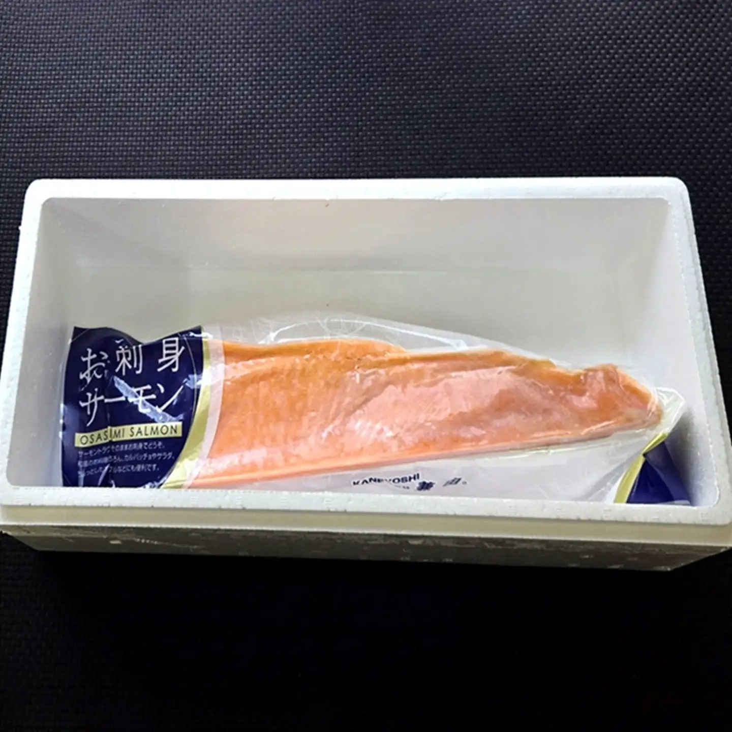 エゾバフンウニ140g×1折、お刺身サーモン300g～500g(1～3本)[11月下旬以降発送] E-40031
