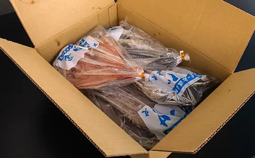 藤文の「びっくり規格外ミニ」鯵 真ほっけ 金目鯛 鯖 干物