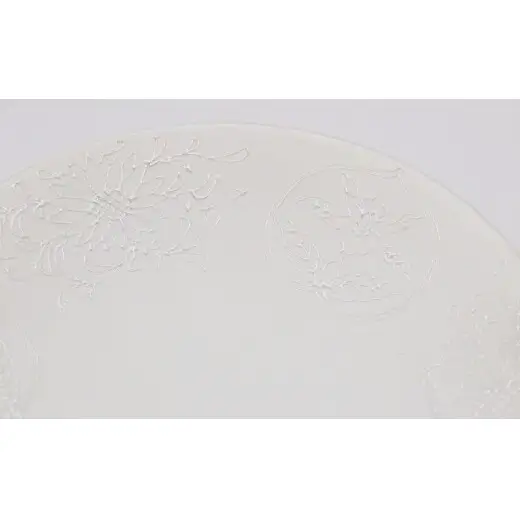 有田焼 白一珍間取り花唐草紋浅鉢 【深海三龍堂】 食器 中鉢 白磁 白い器 白い食器 器 陶磁器 シンプル おしゃれ いっちん 職人技 ay100