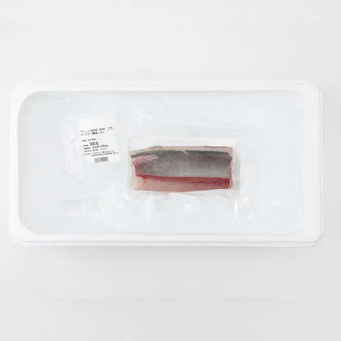 ＜先行予約受付中！2026年12月以降順次発送予定＞海の匠 ブリ ポーション (300g) ぶり 鰤 刺身 国産 魚 海産物 海鮮丼 ぶりしゃぶ 冷蔵 【JP001-12】【三共物商】