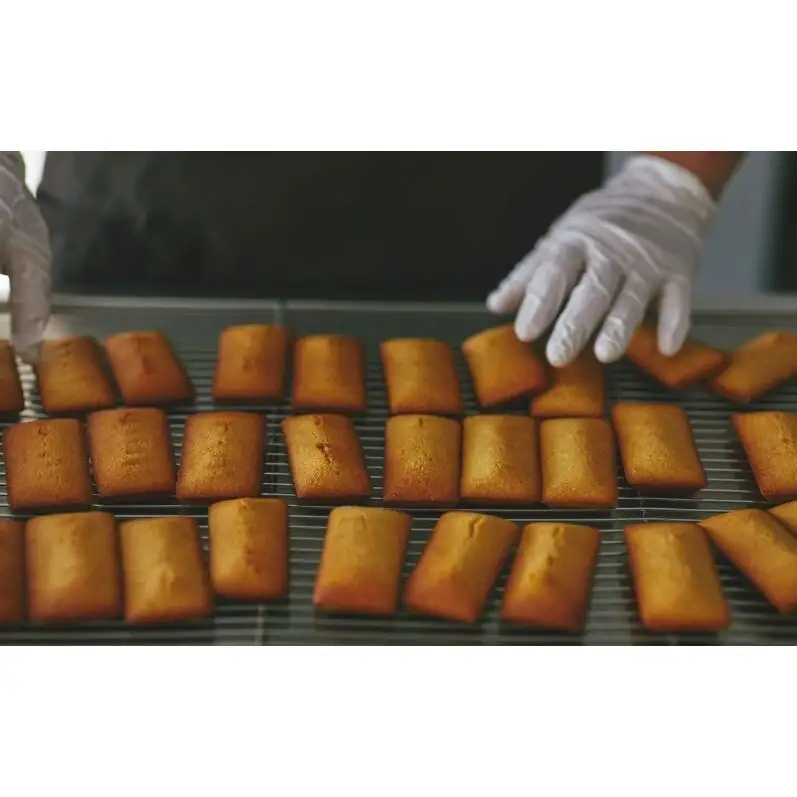 焼き菓子詰め合わせ　La Boîte à bonheur  -la fleur -クッキー缶＋フィナンシェ9個 焼菓子 グルテンフリー 米粉 スイーツ 洋菓子 プレゼント ギフト 贈り物 茅ヶ崎市 神奈川