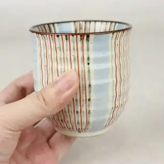 有田焼 赤十草 千段湯呑【大慶】うつわ 器 ゆのみ コップ 手描き 食器 ci078