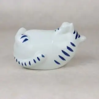 有田焼 笑いネコ 置物【大慶】 ねこ 猫 幸運 福 かわいい 玄関 商売繁盛 家内安全 ci084