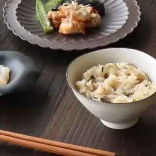 有田焼 ペア茶碗 セット 黒サビ絞り＆ミストサビ 【山忠】夫婦茶碗 飯碗 2個 セット 食器 ギフト ちゃわん ed036