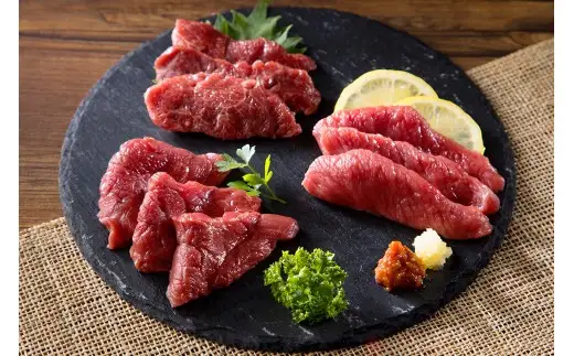 [ 定期1ヶ月毎5回 ] 会津銘産 馬肉刺身 モモ 130g × 2本 （ ブロック ） 馬刺し 馬刺 馬肉 馬 お肉 肉 ニク にく 赤身 辛子味噌 おつまみ 晩酌 ヘルシー 国産 冷凍 定期便 定期配送