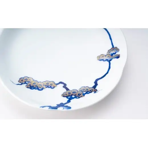 有田焼 金彩松 ペア梅型皿【深川製磁】食器 器 うつわ 和食器 伝統工芸 松 縁起物 吉祥紋様 セット aa067